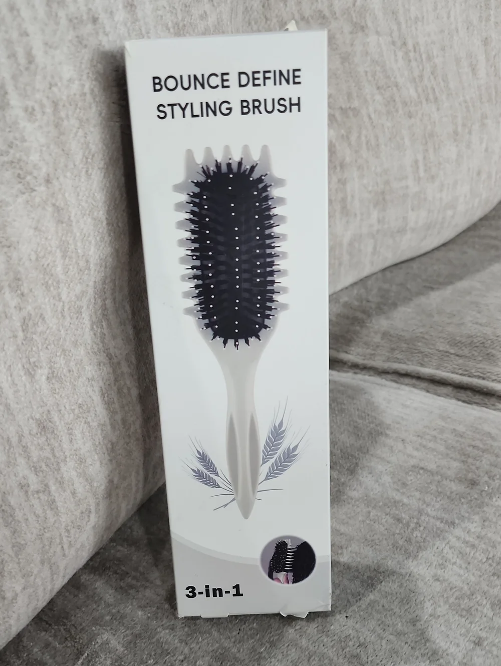 NWT Bounce Define Styling Brush